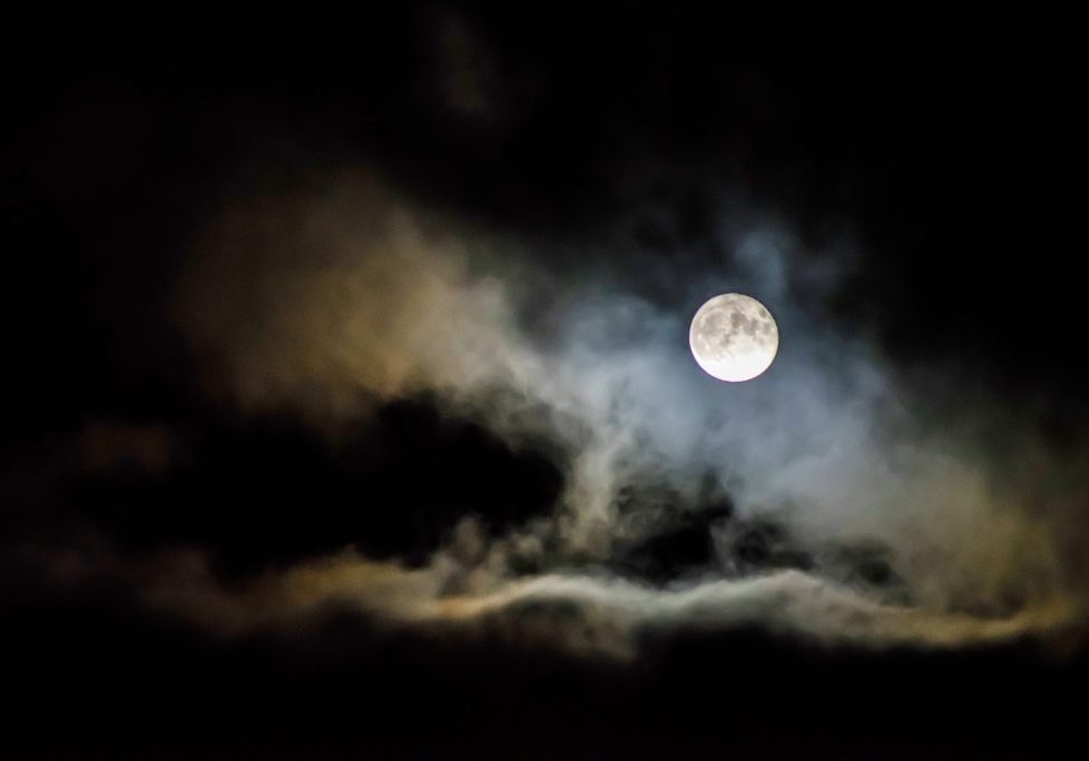 Bruja Full Moon Magic Playlist