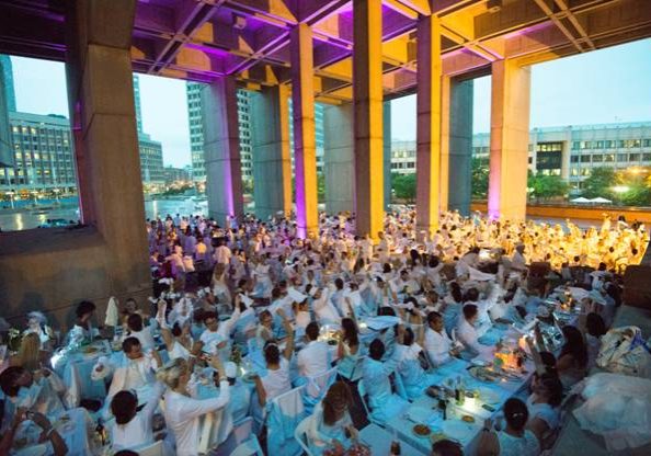 Diner en Blanc Boston1