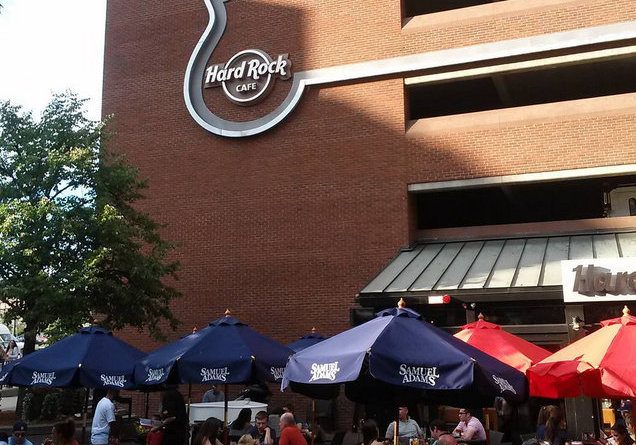 Hard Rock Cafe outdoor seating